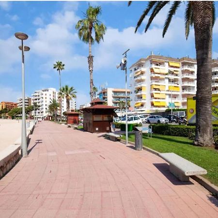 One Bedroom Flat In Fenals Lloret De Mar For 4 People Extérieur photo