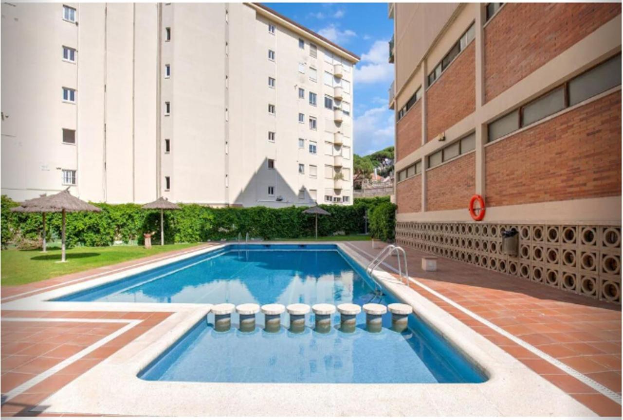 One Bedroom Flat In Fenals Lloret De Mar For 4 People Extérieur photo